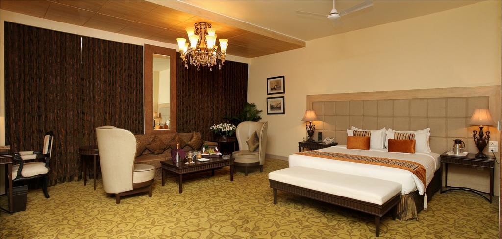 Hotel Centre Point Nagpur Esterno foto
